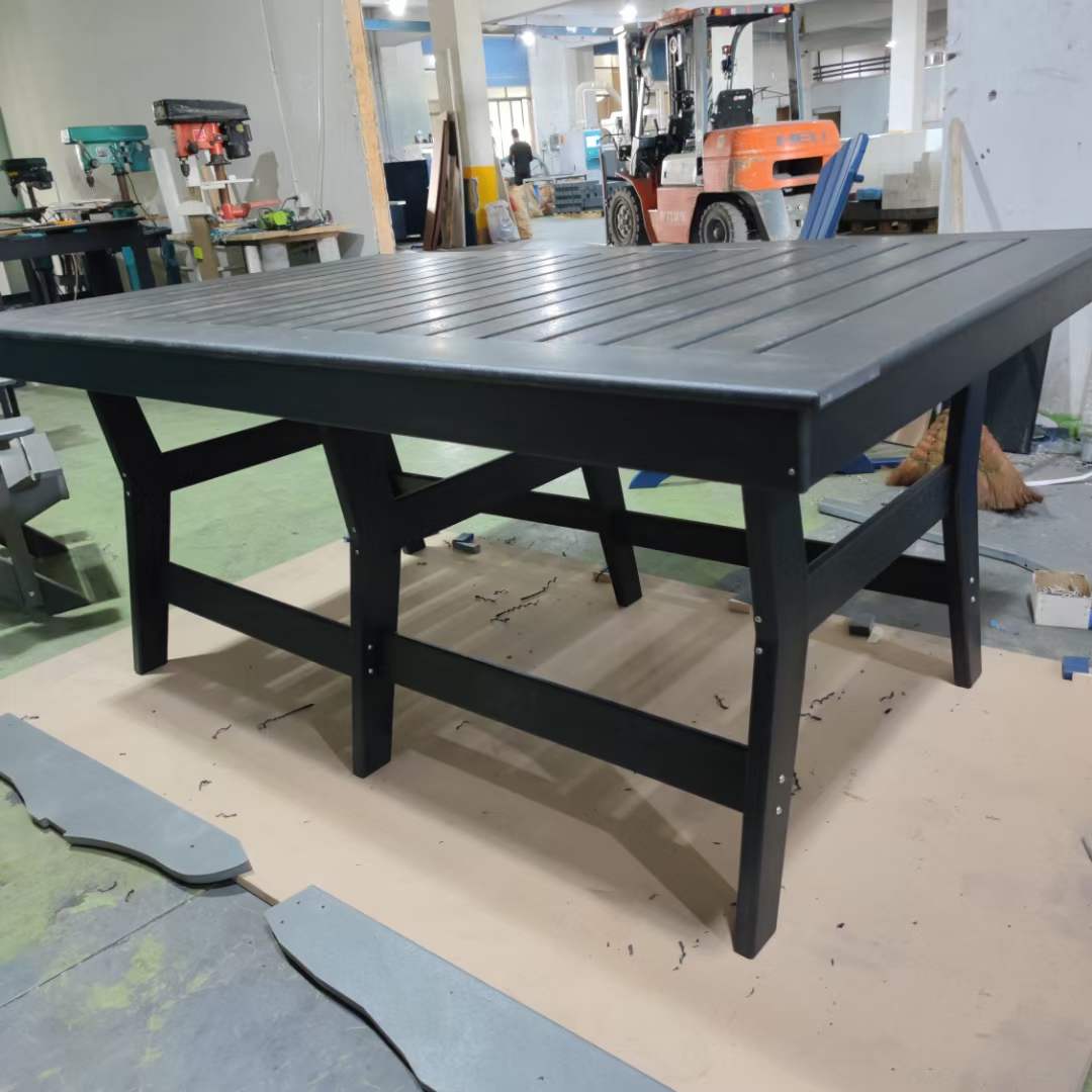 Нова маса за пикник от - 72 инча HDPE!